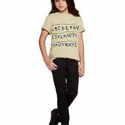 Brand new 🛒 Kids Stranger Things Alphabet Wall T 👚 Shirt - Stranger Things 🥰 11 Brand new 🛒 Kids Stranger Things Alphabet Wall T 👚 Shirt - Stranger Things 🥰 -Spencer's Shop 01381797 f