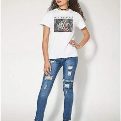 Outlet ✔️ Friends Group Photo T 👚 Shirt 😍 12 Outlet ✔️ Friends Group Photo T 👚 Shirt 😍 -Spencer's Shop 07584444 c
