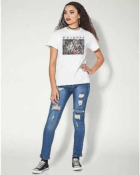Outlet ✔️ Friends Group Photo T 👚 Shirt 😍 5 Outlet ✔️ Friends Group Photo T 👚 Shirt 😍 - Image 3