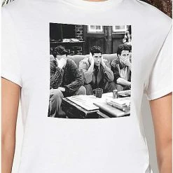Alternative view of Wholesale 🔥 Three Wise Guys Couch Photo T 👚 Shirt - Friends 🔥