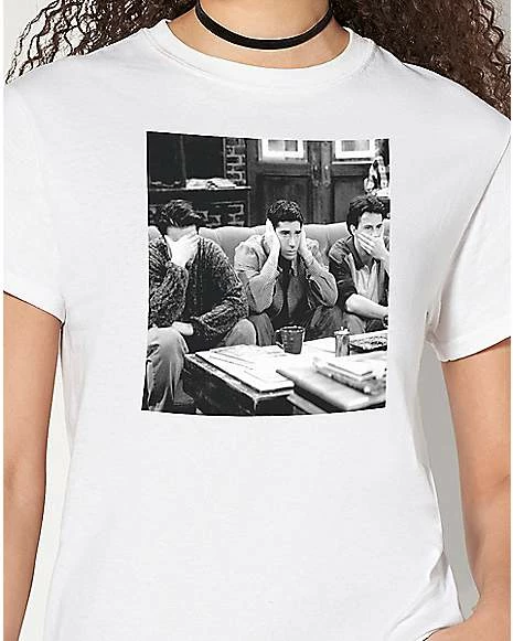 Wholesale 🔥 Three Wise Guys Couch Photo T 👚 Shirt - Friends 🔥 4 Wholesale 🔥 Three Wise Guys Couch Photo T 👚 Shirt - Friends 🔥 - Image 2