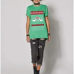 Brand new 👏 Central Perk 🎄 Christmas T 👚 Shirt - Friends 🌟 15 Brand new 👏 Central Perk 🎄 Christmas T 👚 Shirt - Friends 🌟 -Spencer's Shop 07690928 g